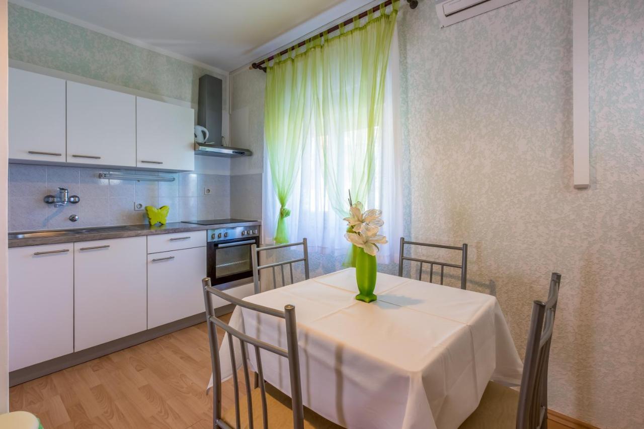 Apartments With A Parking Space Crikvenica - 5478 Buitenkant foto